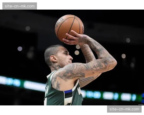 雄鹿123-99大胜独行侠终结四连败,罗林斯24分7篮板9助攻 雄鹿123-99大胜独行侠终结四连败,罗林斯24分7篮板9助攻